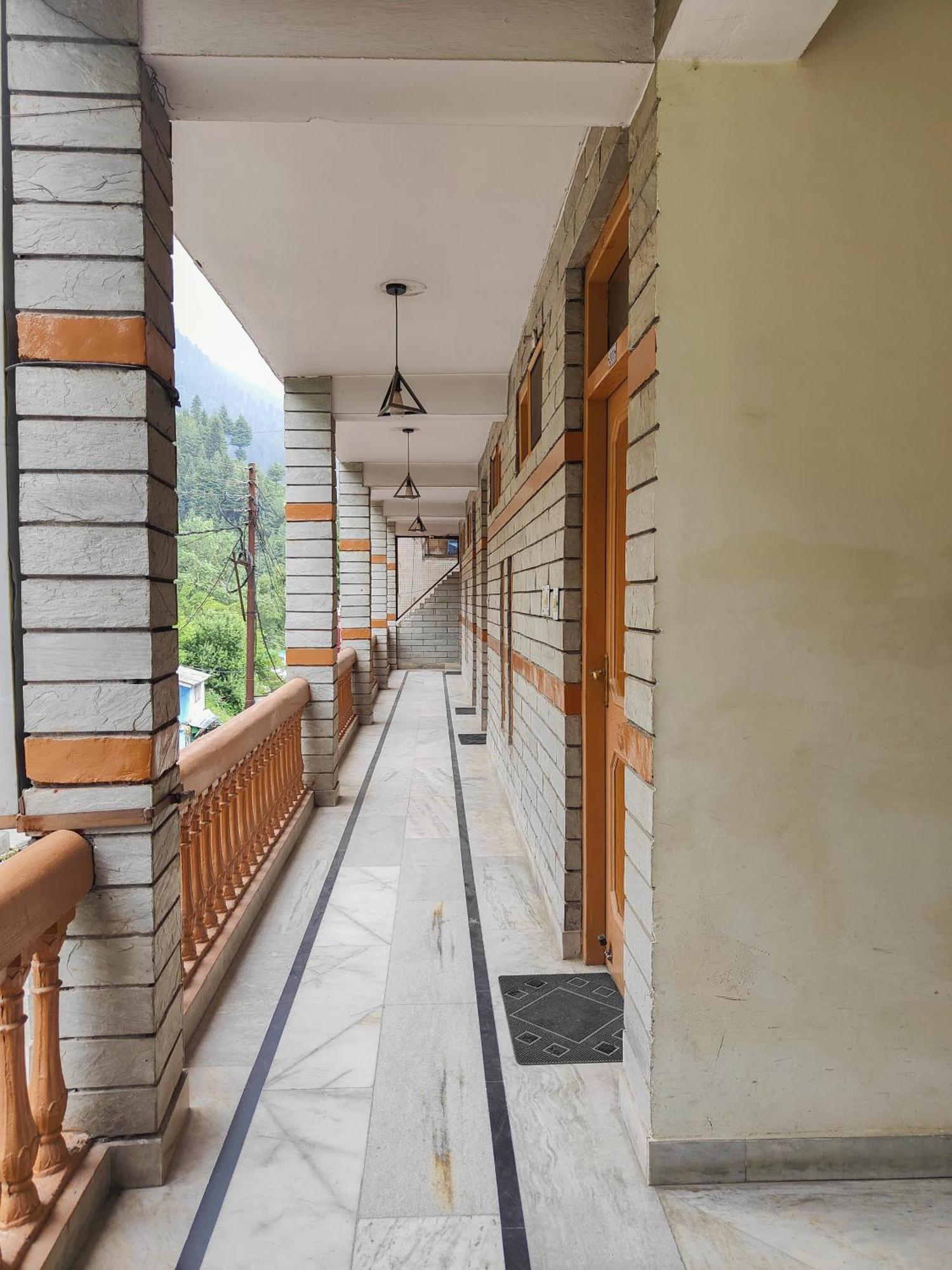 Hotel Arohi Vashist Exterior foto