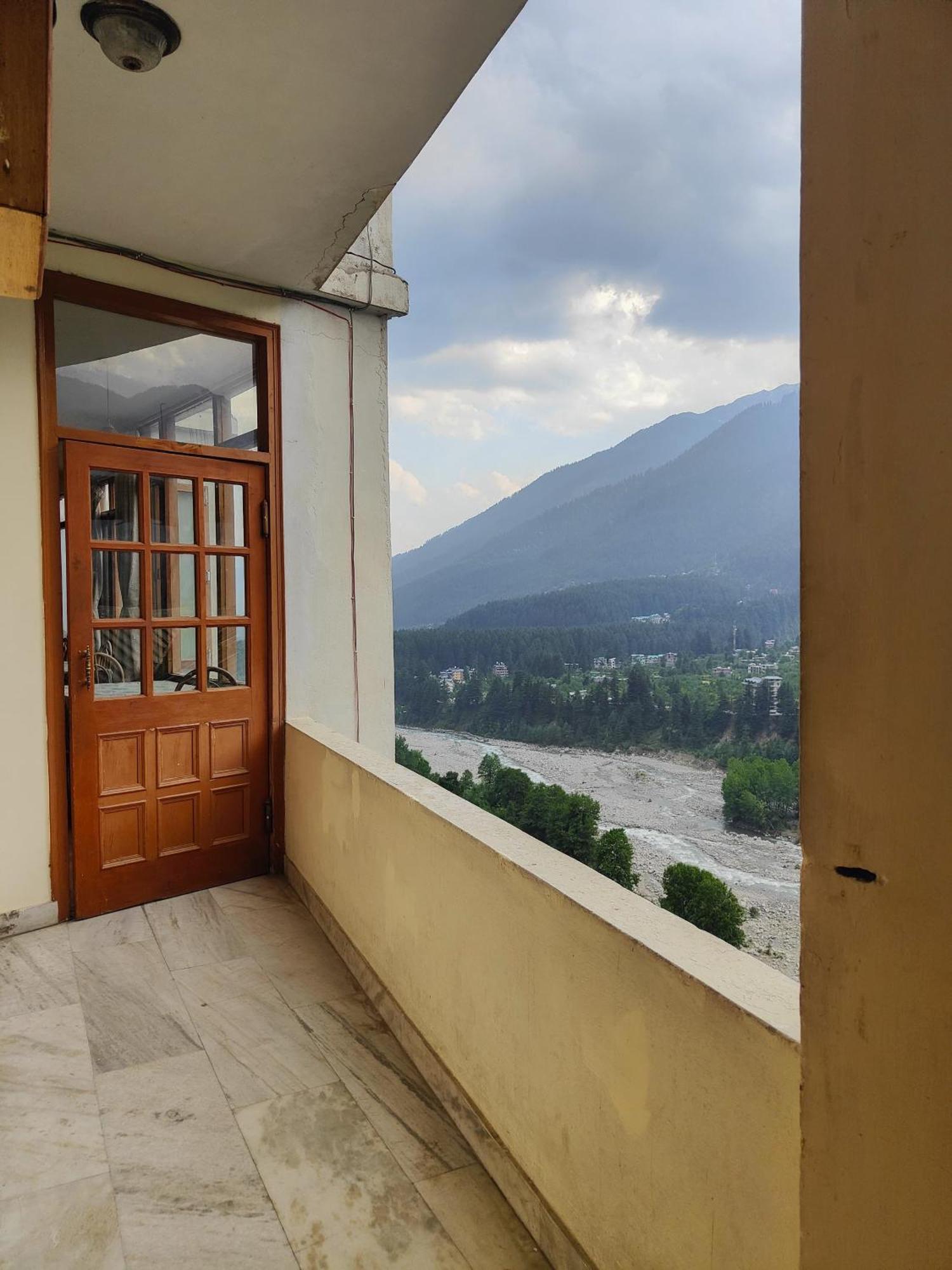 Hotel Arohi Vashist Exterior foto